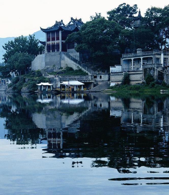 Ningbo Xikou International Youth Hostel Exterior foto